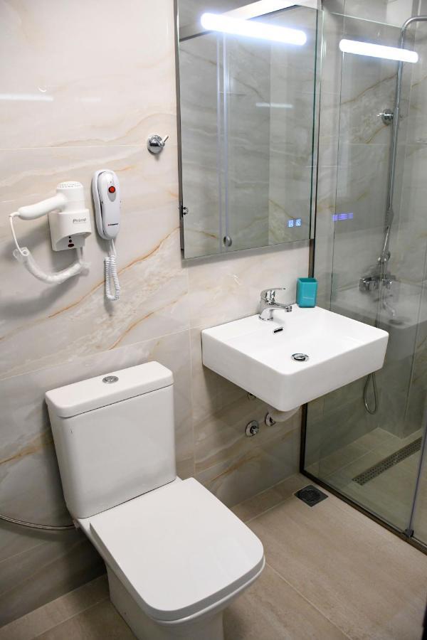 Theano Luxury Suites Nikiti エクステリア 写真